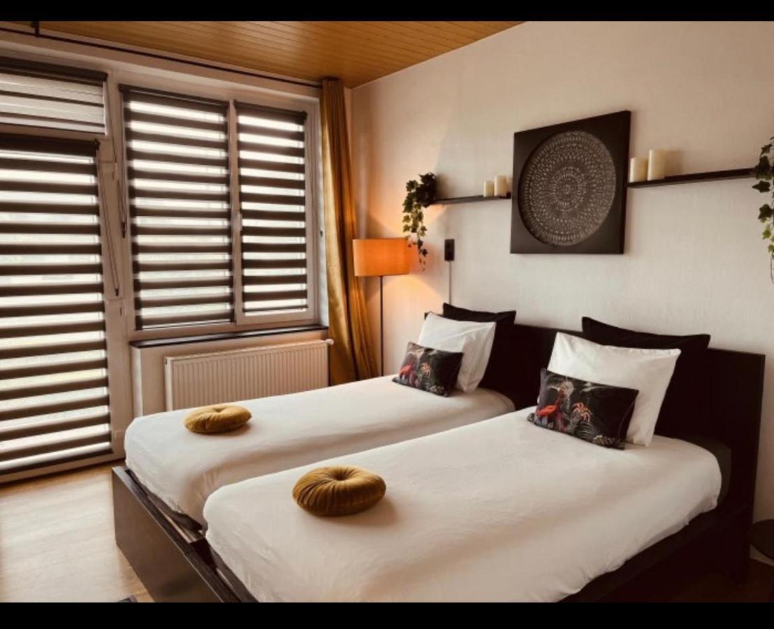 La vila chambre D'hôtes Bastogne Extérieur photo